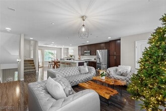 Building Photo - 9050 W Tropicana Ave