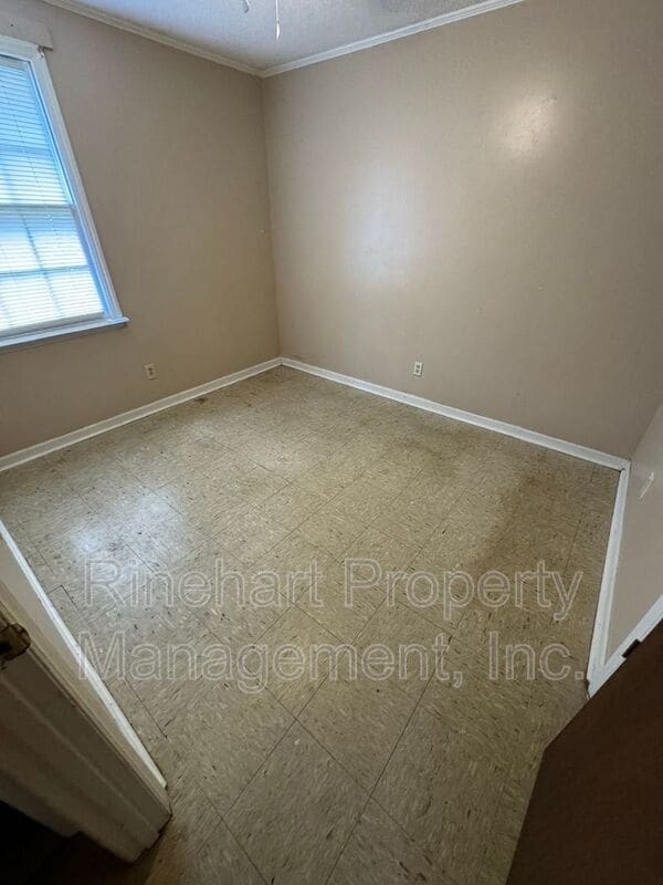 Building Photo - 628 Harrison St