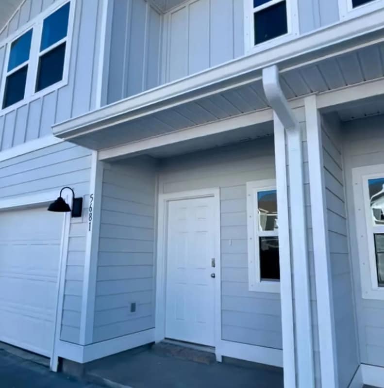 Foto principal - 5681 Stellarjay St