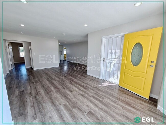 Building Photo - 13226 Stanford Ave