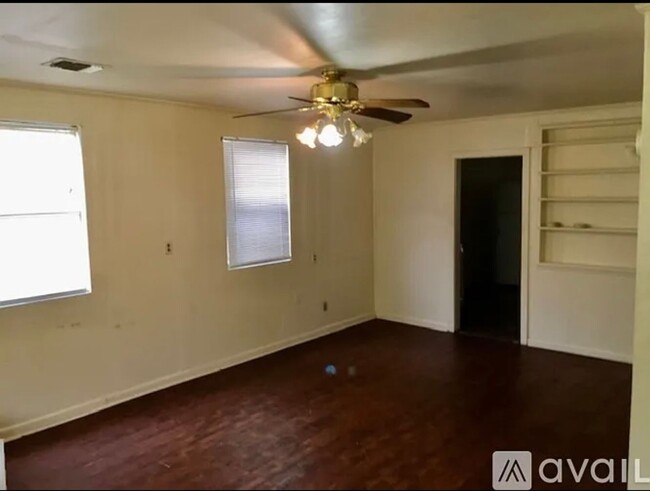 Building Photo - For Rent: 3 Bed, 1 Bath Home – $800/mo