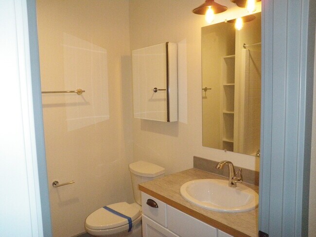 3 piece washroom (fiberglass tub/shower not shown) - 7013 Stanich Ave