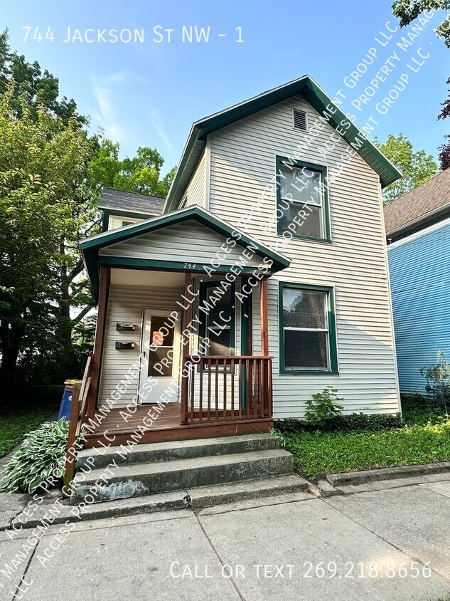 Primary Photo - 744 Jackson St NW