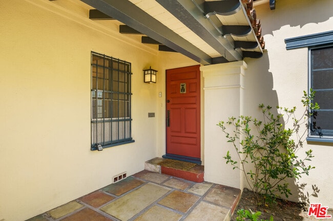 Building Photo - 1017 S Orlando Ave