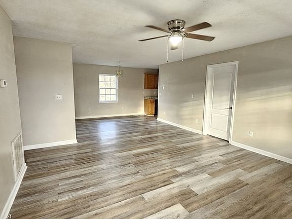 Building Photo - 972 Crosby Ln