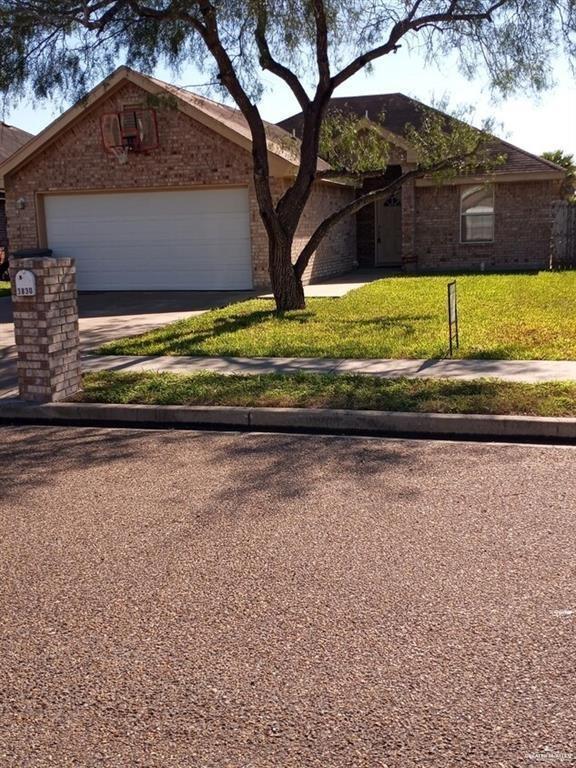 Primary Photo - 11 Frontier Dr