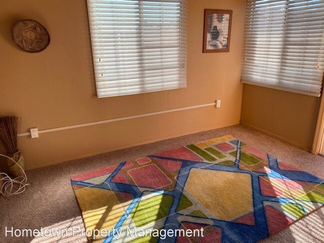 Foto del edificio - 1 br, 1 bath House - 553 Miles Oak Lane
