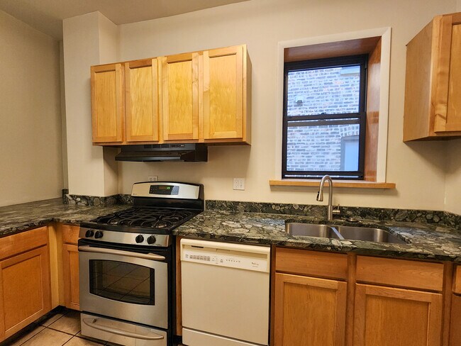 Foto del edificio - 4330 N Sheridan Rd