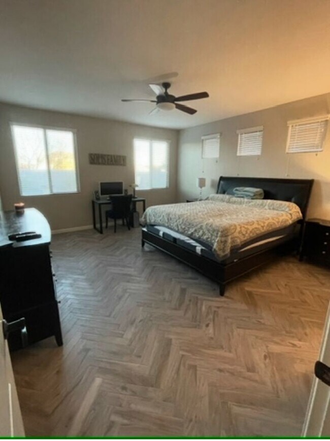 Building Photo - Where Family Comfort Meets Modern Elegance