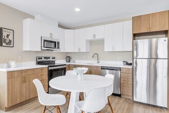 Building Photo - 375 Cummins Hwy