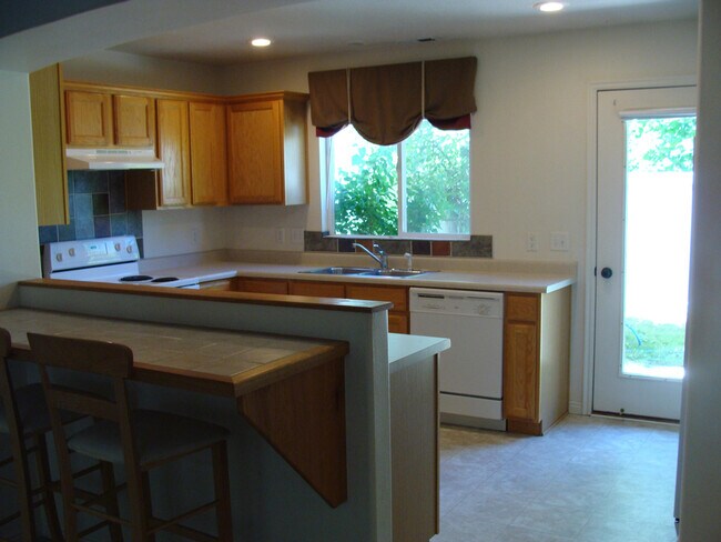 Kitchen - 1362 S 1190 W