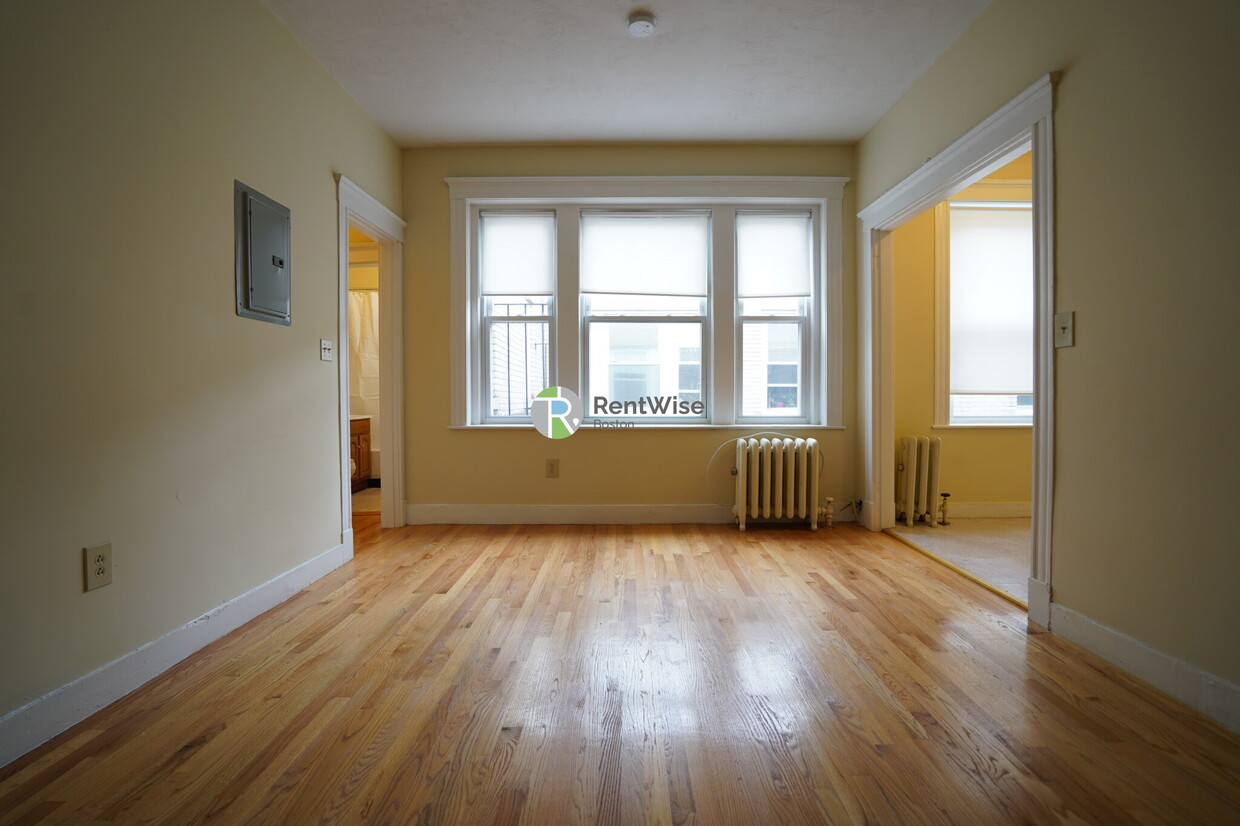 Photo - 236 Kelton St. Unit 17