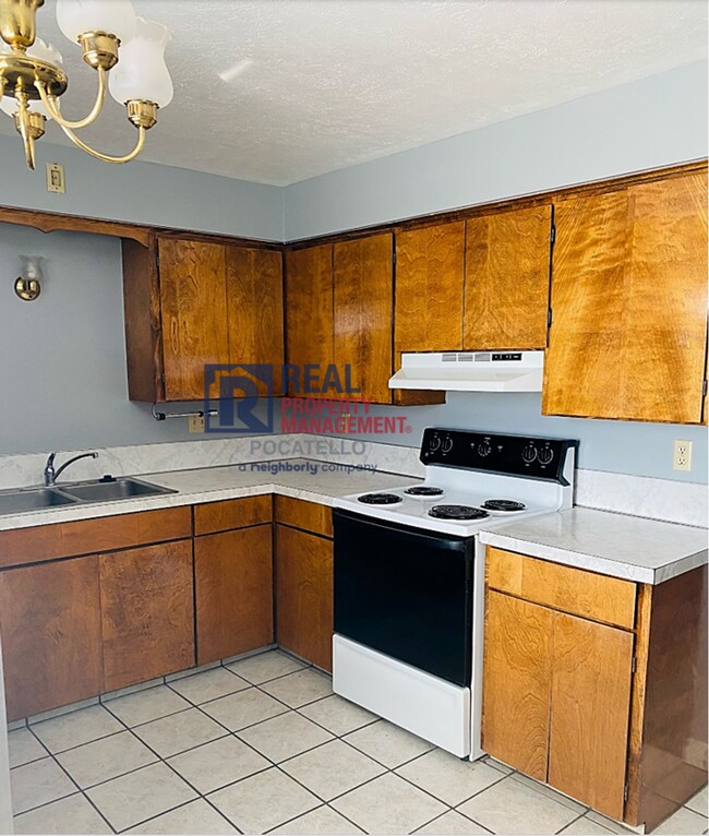 Foto del edificio - 955-955 Renee Ave