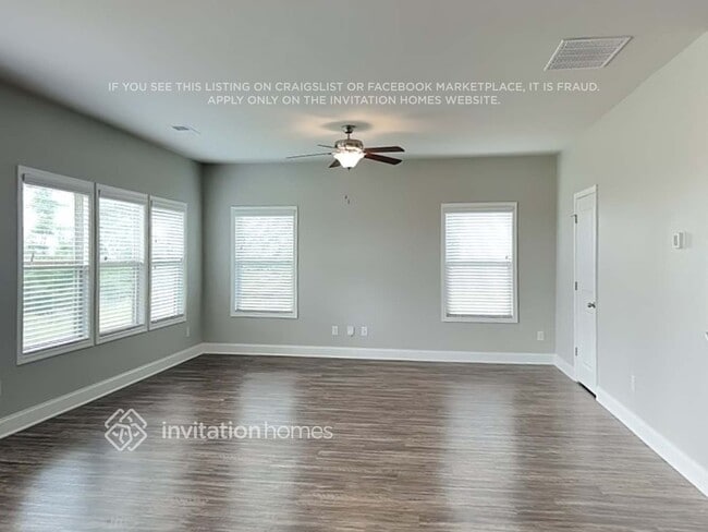 Foto del edificio - 636 Wood Point Way