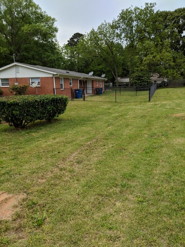 Building Photo - 409 Rose Ln