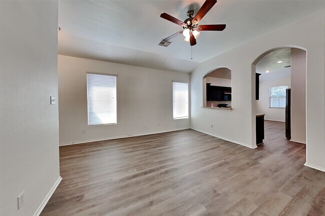 Foto del edificio - 10016 Sterling Pl Dr
