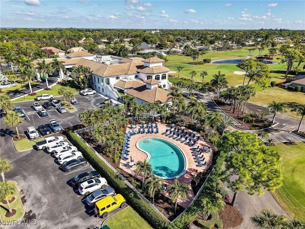 Foto del edificio - 9851 Costa Mesa Ln