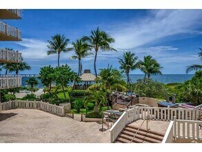 Building Photo - 1121 Crandon Blvd