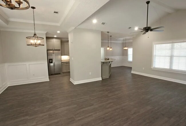 Foto del edificio - Elegant 4-Bedroom Home in Nottinghill Subd...