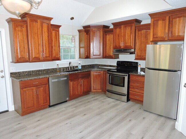Foto del edificio - 213 Southgate Dr