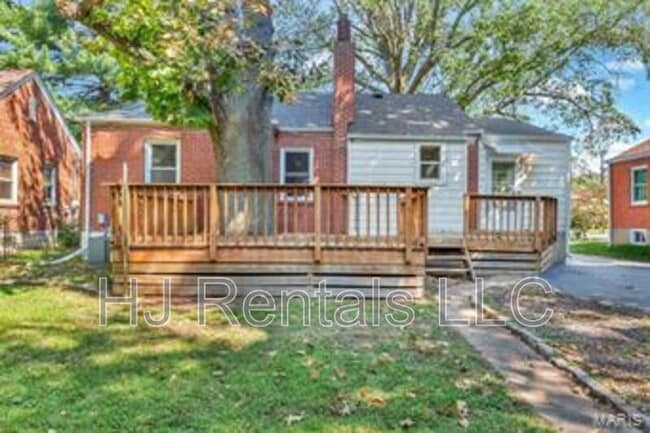 Building Photo - 1305 S New Florissant Rd
