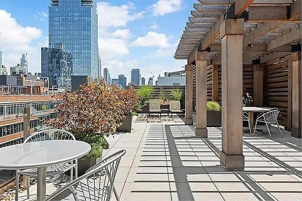 Foto del edificio - 540 W 28th St