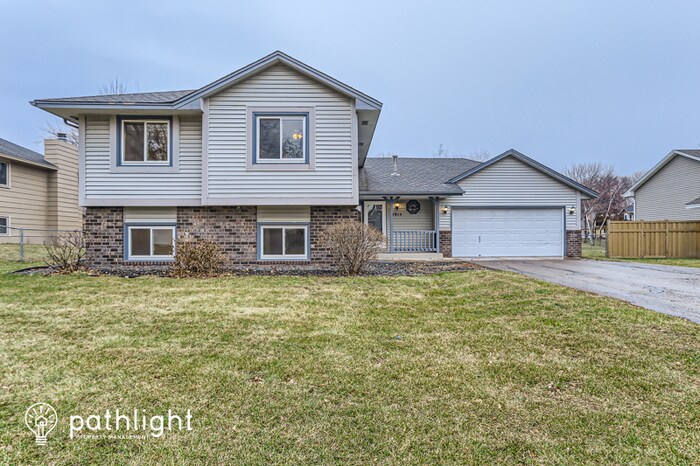 Primary Photo - 8915 Pineview Ln N, Maple Grove, MN, 55369