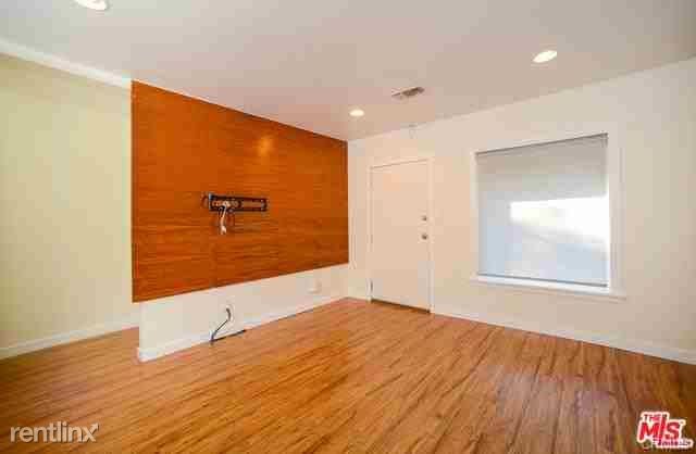 Building Photo - 1478 Silver Lake Blvd