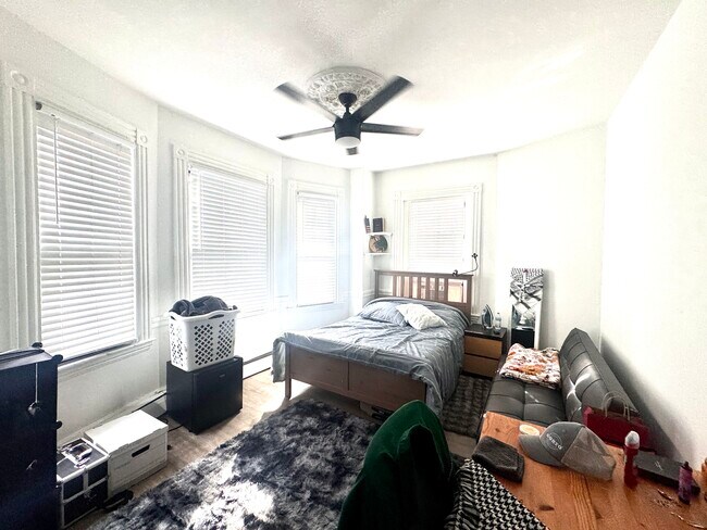 Foto del edificio - 1510 Tremont St