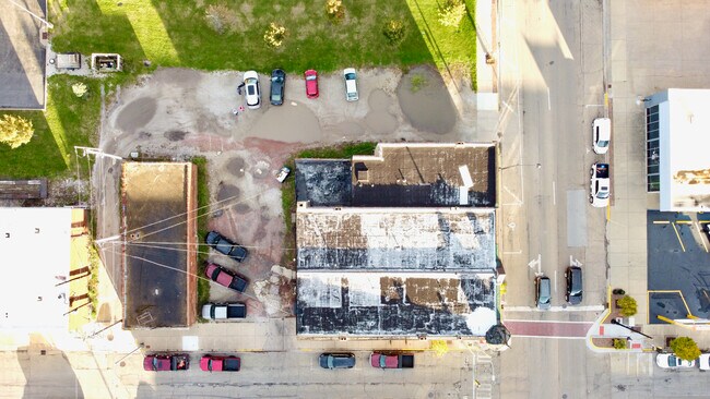 Foto del edificio - 506 E Main St