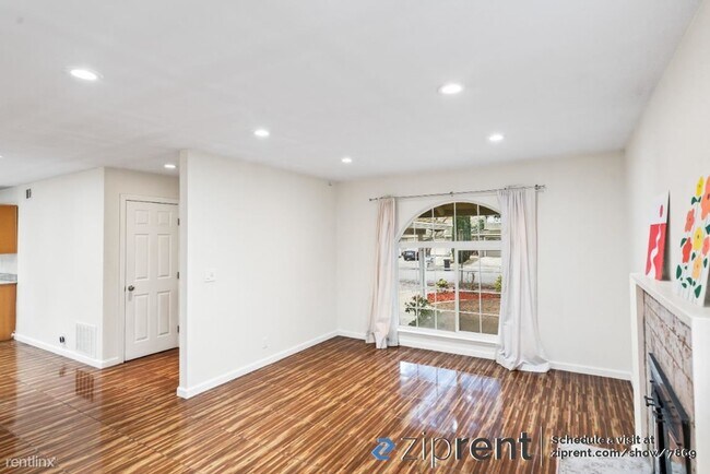 Foto del edificio - 3 br, 2 bath House - 5838 Cohasset Way, Sa...