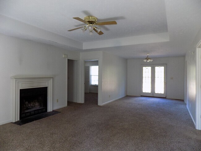 Building Photo - *** AFFORDABLE RANCH HOME ***