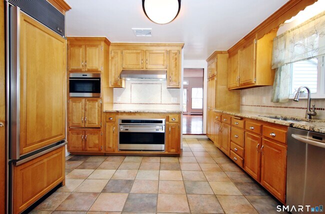 Foto del edificio - 37 Glen Ave