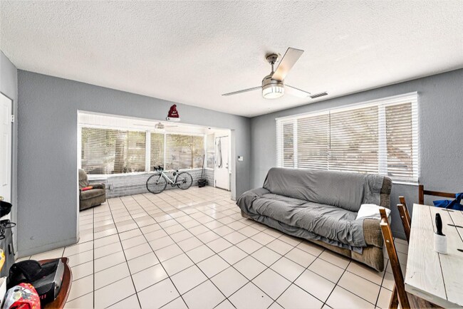 Foto del edificio - 1432 San Juan Ct