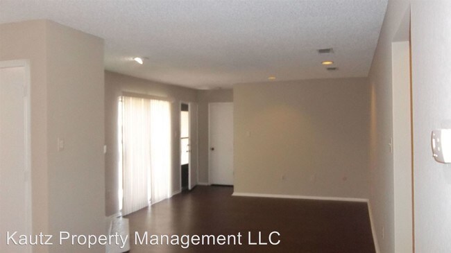 Building Photo - 1106 Brighton Dr