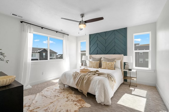 Building Photo - Beautiful Townhome 4 bd & 3.5 bath in American Fork