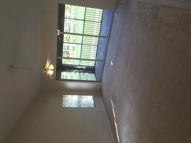 Building Photo - 5928 Sand Wedge Ln