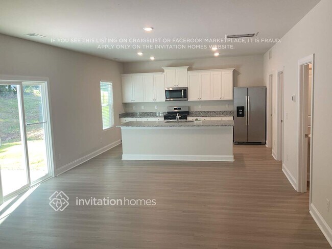 Foto del edificio - 104 Wilderness Ct