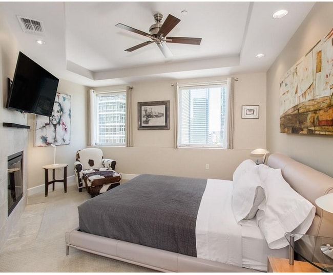 Building Photo - 1505 Elm St