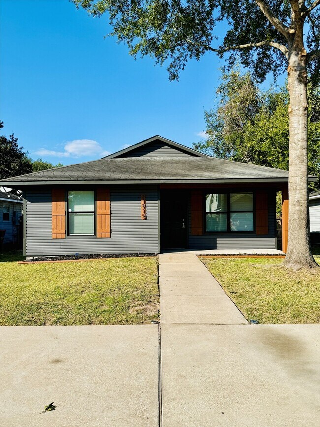 Foto del edificio - 11915 Greenmesa Dr