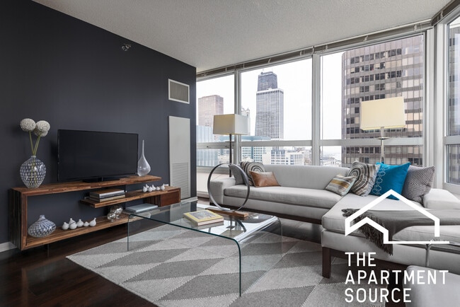 Foto del edificio - 345 E Ohio St