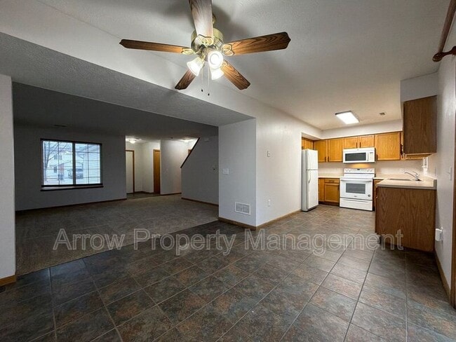 Building Photo - 1257 Trimble St