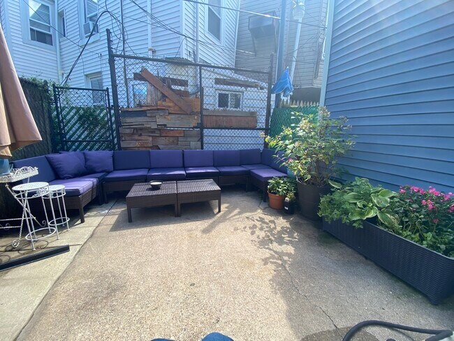 Patio space being updated--see full listing. - 1815 Memphis St
