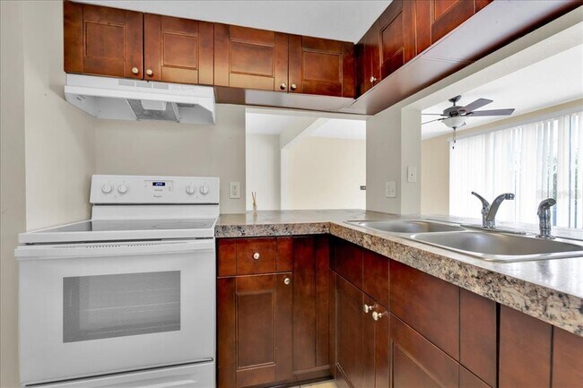 Foto del edificio - 271 Caribbean Dr