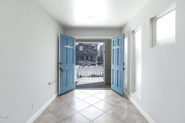 Foto del edificio - 121 Los Angeles Ave