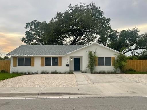 Foto principal - 6510 SW 59th Pl