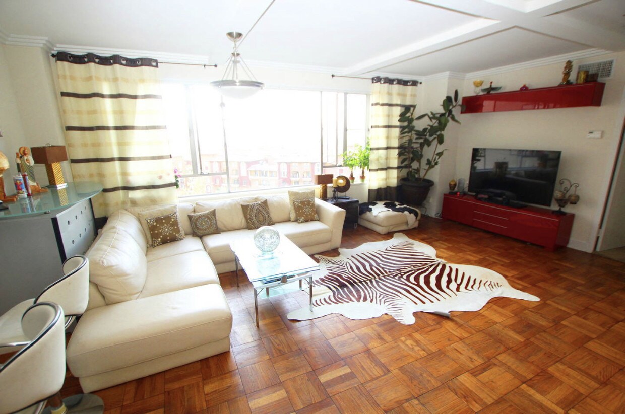 400 Hauser Blvd, Los Angeles, CA 90036 Apartments in Los Angeles, CA