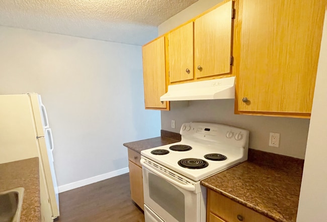 Building Photo - Concord Estates