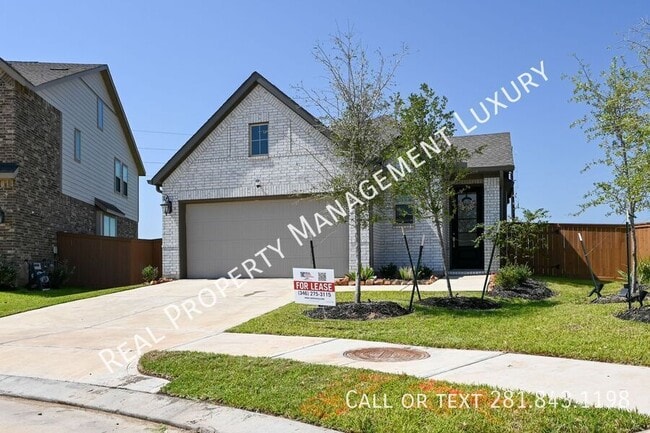 Building Photo - 3057 Pensacola Dr
