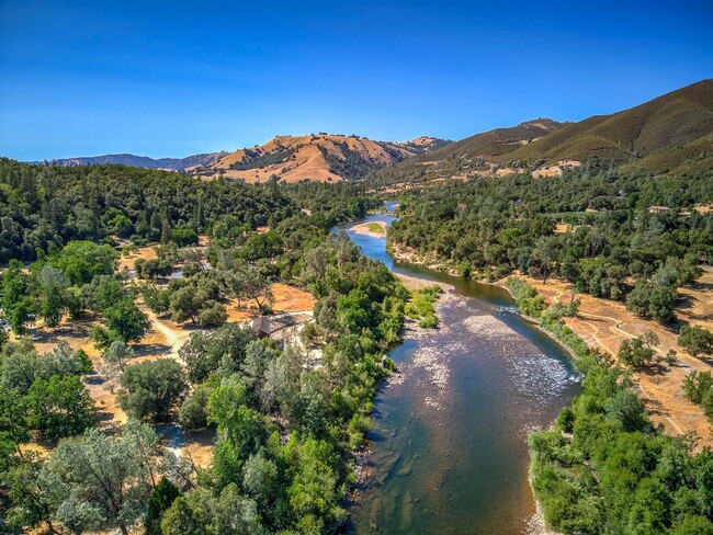 South Fork of the American River within walking distance. - 421 Coloma Heights Rd